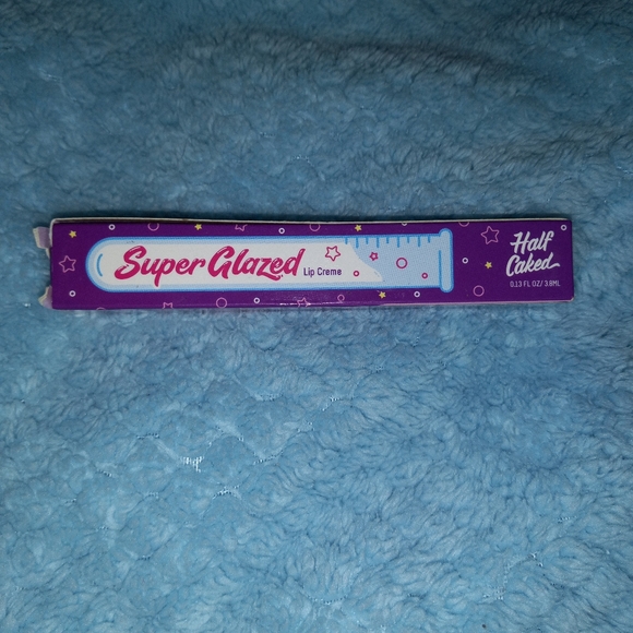 Super Glazed Half Caked Lip Creme- 0.13 fl oz/3.8 ml BNIB - Picture 2 of 9
